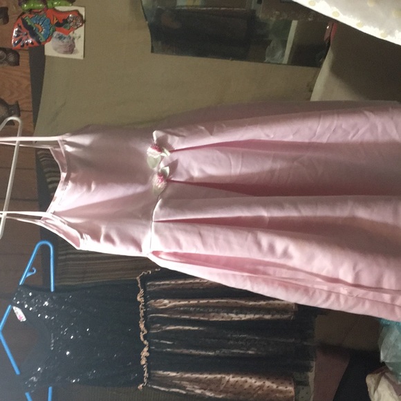 To small - Picture 1 of 3